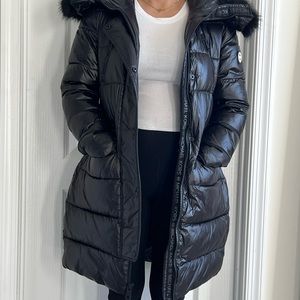 Michael Kors jacket , worn once, size XS.
